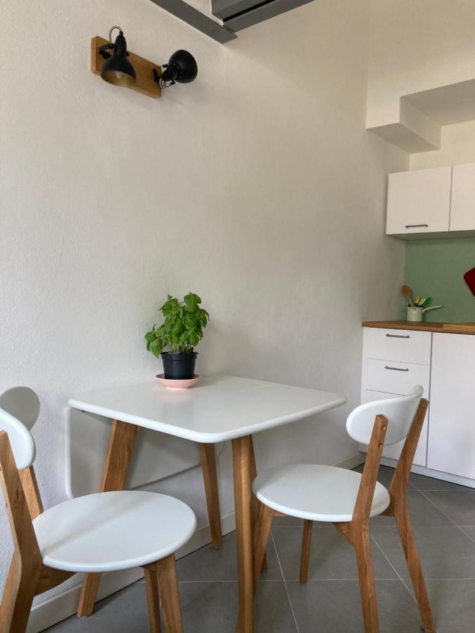 Апартаменты Mini Loft Lido With Own Sunny & Private Garden Венеция-Лидо Экстерьер фото